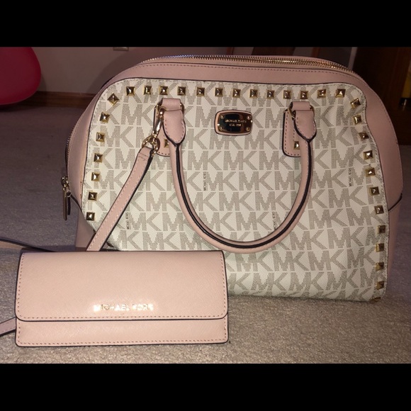 Brand new Michael Kors Purse and Wallet - Picture 1 of 11